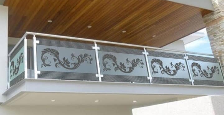 Outdoor Railing Design